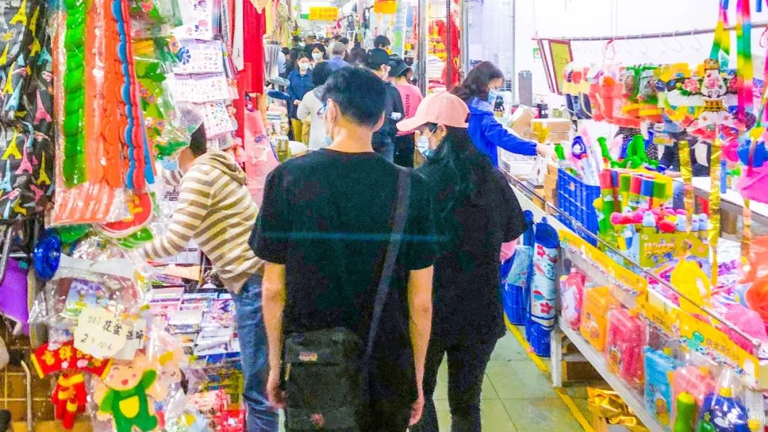 再見了，筍崗?fù)婢呤袌?chǎng)