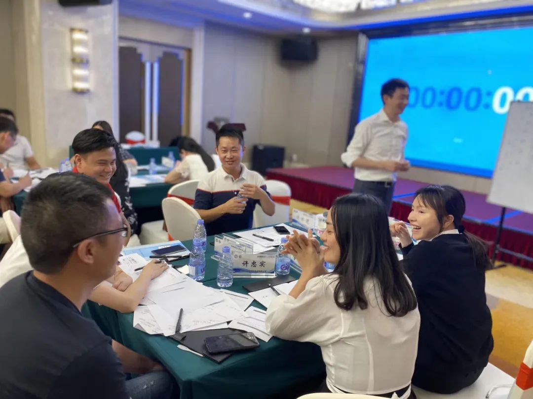 晉江vs莆田，同樣的鞋如何走出不同路？