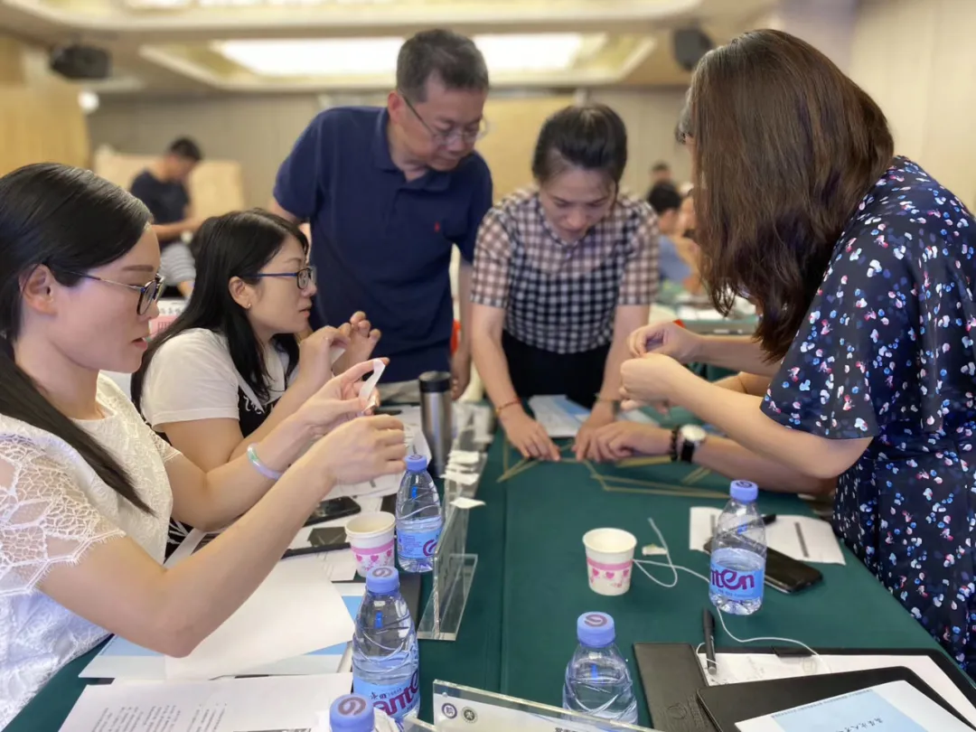 晉江vs莆田，同樣的鞋如何走出不同路？