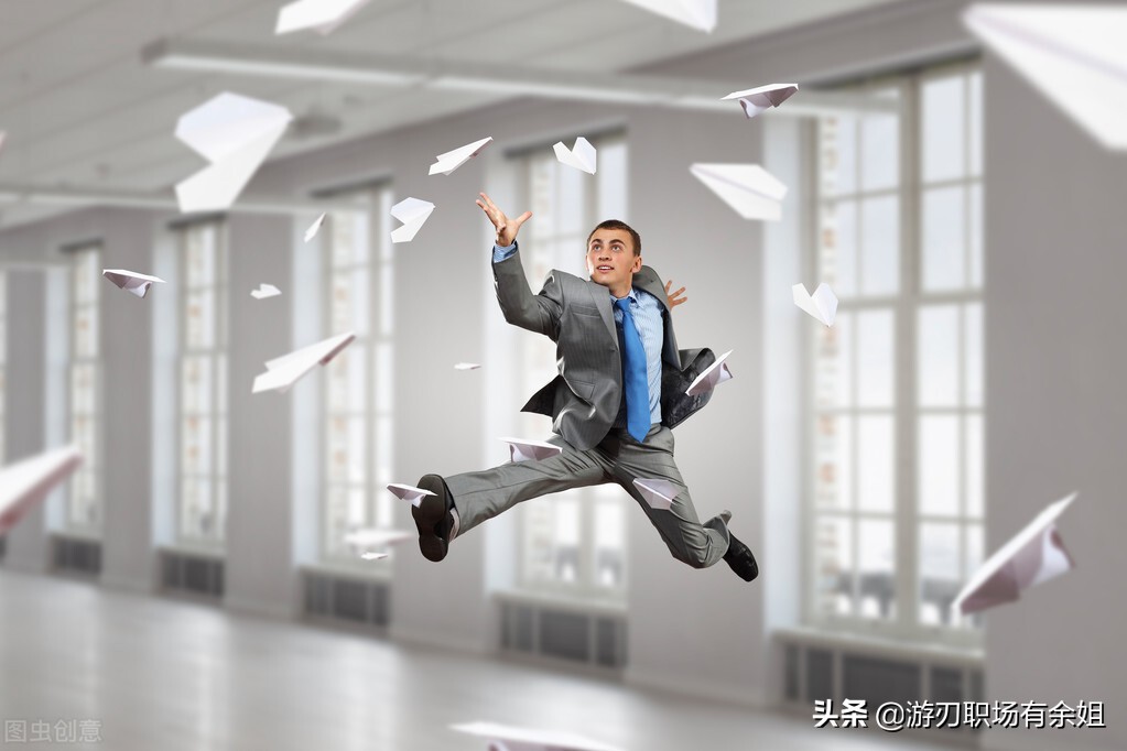 對工作很不滿又不敢辭職，下一步應(yīng)該怎么做？