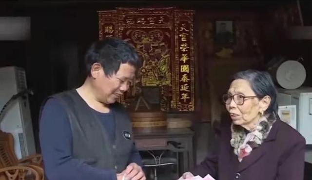 溫州的批發(fā)市場服裝批發(fā)市場在哪（溫州服裝城批發(fā)市場在哪里）
