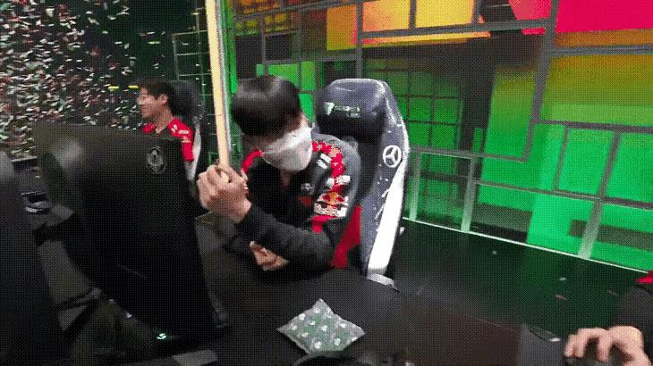 飛蝗石怎么獲得，飛蝗石怎么練？
