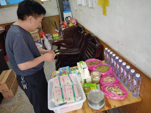 擺地?cái)傆绣X(qián)賺嗎（聽(tīng)說(shuō)現(xiàn)在擺地?cái)偼嶅X(qián)的）