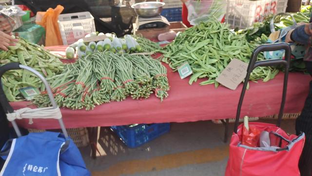 熟食店豬頭肉賣多少錢一斤，熟豬頭肉批發(fā)5元一斤多少？
