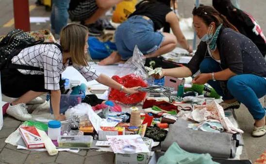 10元3樣地?cái)傌浥l(fā)兒童玩具真的好賣嗎，兒童小玩具批發(fā)1-10元_地?cái)倧V場(chǎng)？