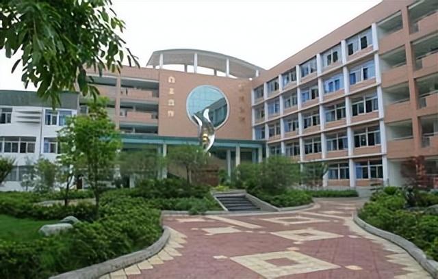 北海進(jìn)口啤酒批發(fā)，廣州批發(fā)啤酒去哪里進(jìn)貨便宜？