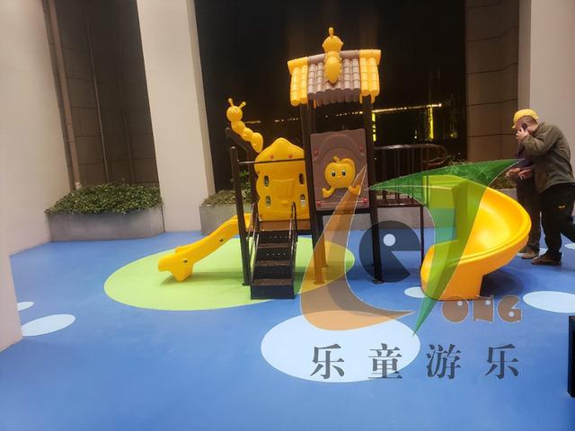 兒童游樂器材批發(fā)市場(chǎng)，兒童游樂器材批發(fā)市場(chǎng)穿越時(shí)空？