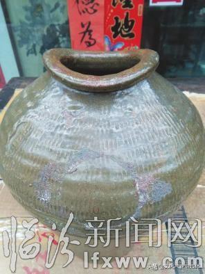 酒壇子批發(fā)廠家100斤，2000斤酒壇子批發(fā)廠家？