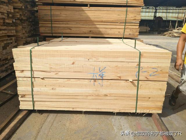 建筑用木方批發(fā),價格合理,量大從優(yōu)，建筑木方供應(yīng)？