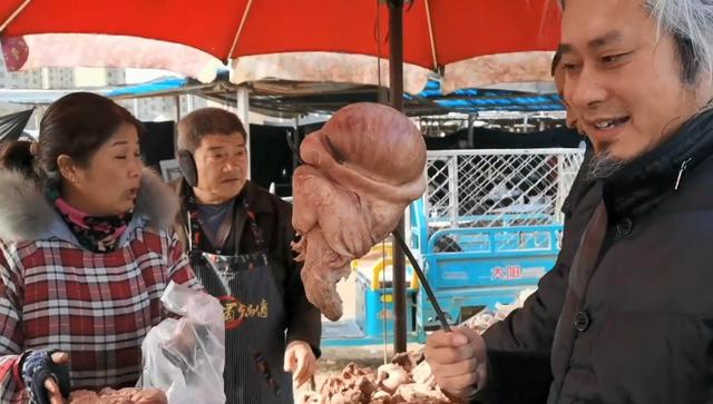 豬頭肉批發(fā)6元，生豬頭肉多少錢(qián)一斤？