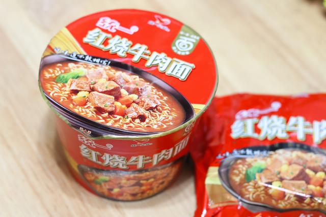 低價方便面批發(fā)廠家，河北方便面批發(fā)？