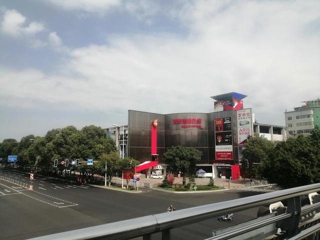 廣東家具批發(fā)市場(chǎng)集中在哪里批發(fā)的，廣東家具批發(fā)市場(chǎng)集中在哪里批發(fā)的好？
