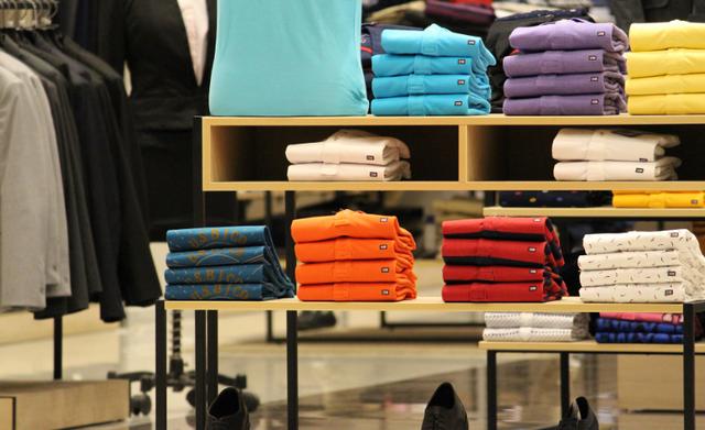義烏5一10元服裝批發(fā)，義烏5一10元服裝批發(fā)市場在哪？