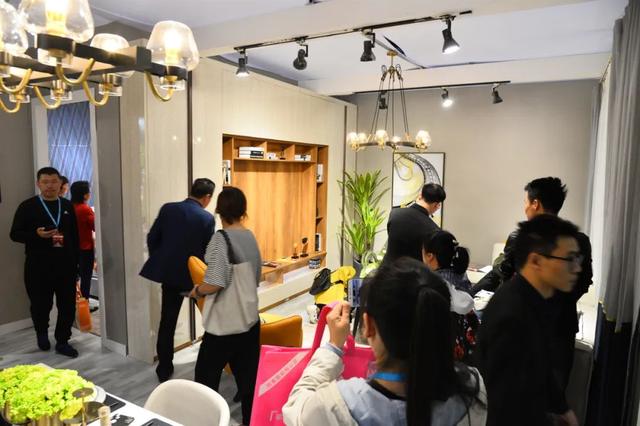 代理家具品牌大概需要多少錢(qián)一個(gè)月，代理家具品牌大概需要多少錢(qián)左右？