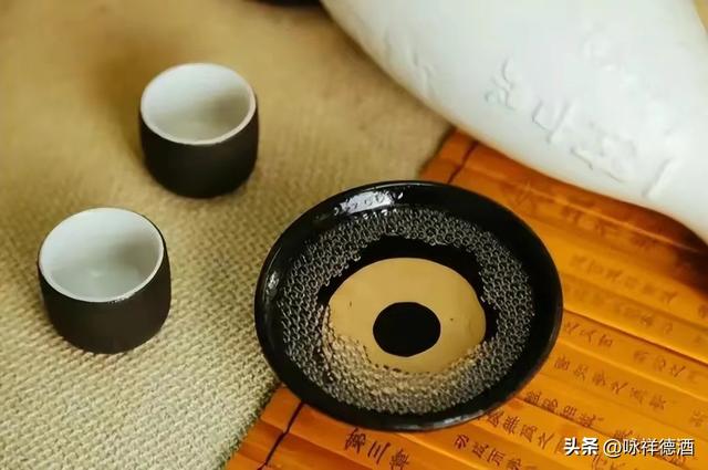 知名白酒招商加盟，醬香白酒招商加盟？