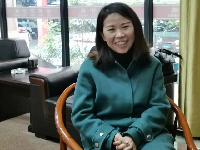我想做免費(fèi)代理化妝品怎么做，我想做免費(fèi)代理化妝品怎么做呢？