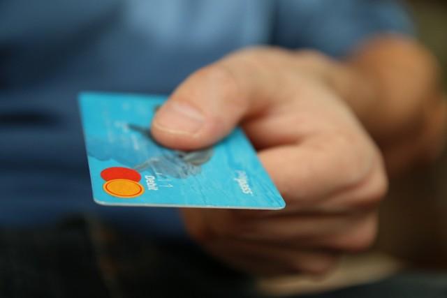 得力辦公用品批發(fā)進貨渠道有哪些，得力辦公用品怎么進貨？