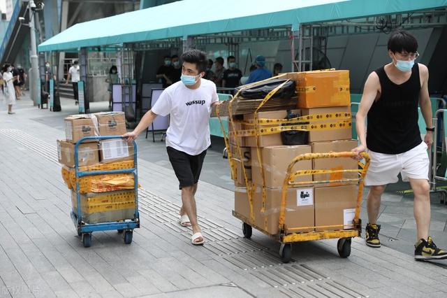 賭徒夢碎，從一夜暴富到血本無歸，華強北這回真的輸了