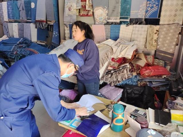溫州批發(fā)衣服最便宜的地方在哪里進(jìn)貨，溫州最便宜的服裝批發(fā)市場在哪里？