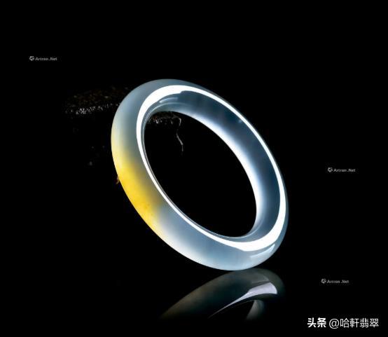 翡翠手鐲批發(fā)市場在哪里，平洲翡翠手鐲批發(fā)市場在哪里？