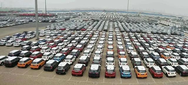 五菱清倉(cāng)2萬(wàn)以下新車(chē)，五菱庫(kù)存車(chē)能便宜多少？
