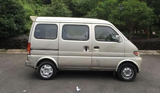 1萬以內(nèi)的二手面包車圖片及價格，面包車九座二手？