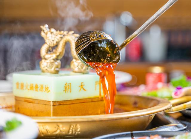 地?cái)偦疱伡用说昴募液?，地?cái)偦疱伡用速M(fèi)多少？