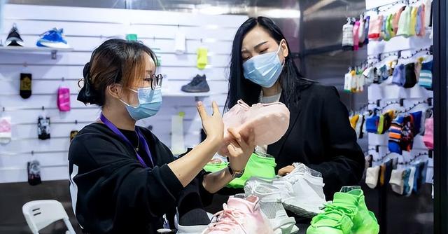 買鞋發(fā)貨地址是溫州，怎么找溫州鞋批發(fā)貨源？