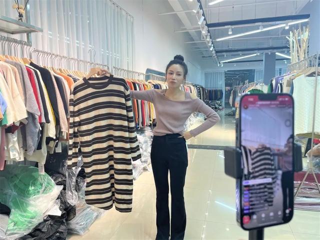淘寶主播女裝貨源怎么找，淘寶主播女裝貨源怎么找的？