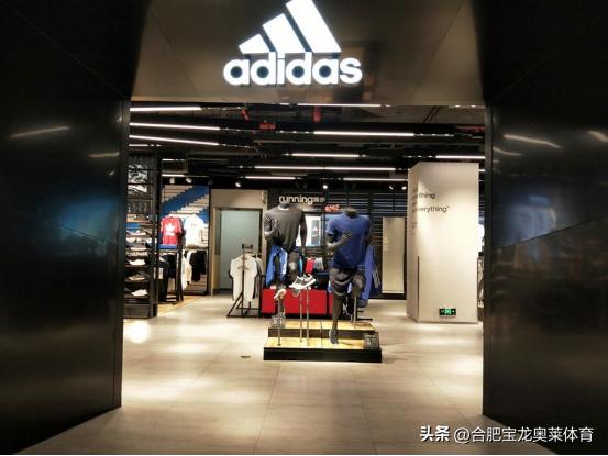 微商賣鞋子貨源怎么找，微商賣鞋子一手貨源？