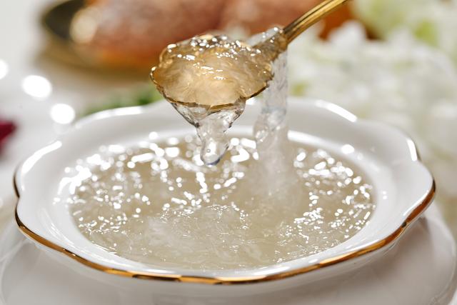 微商賣(mài)燕窩怎么找客源，微商賣(mài)燕窩怎么找客源呢？