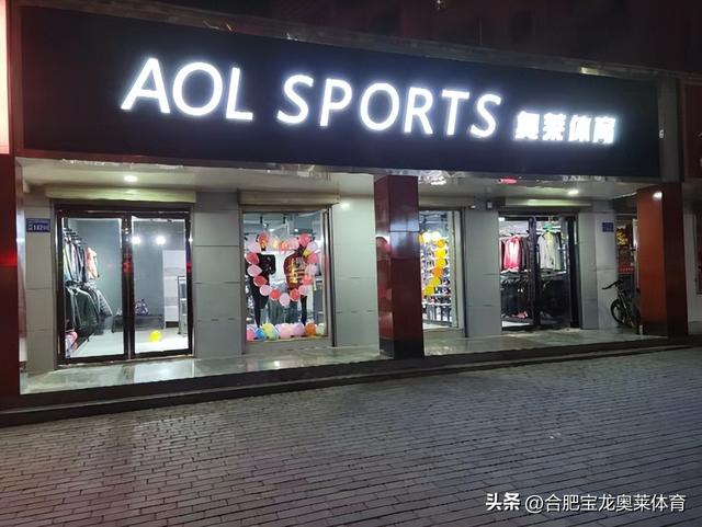 精仿阿迪耐克服裝一手貨源，高仿耐克阿迪進貨渠道？