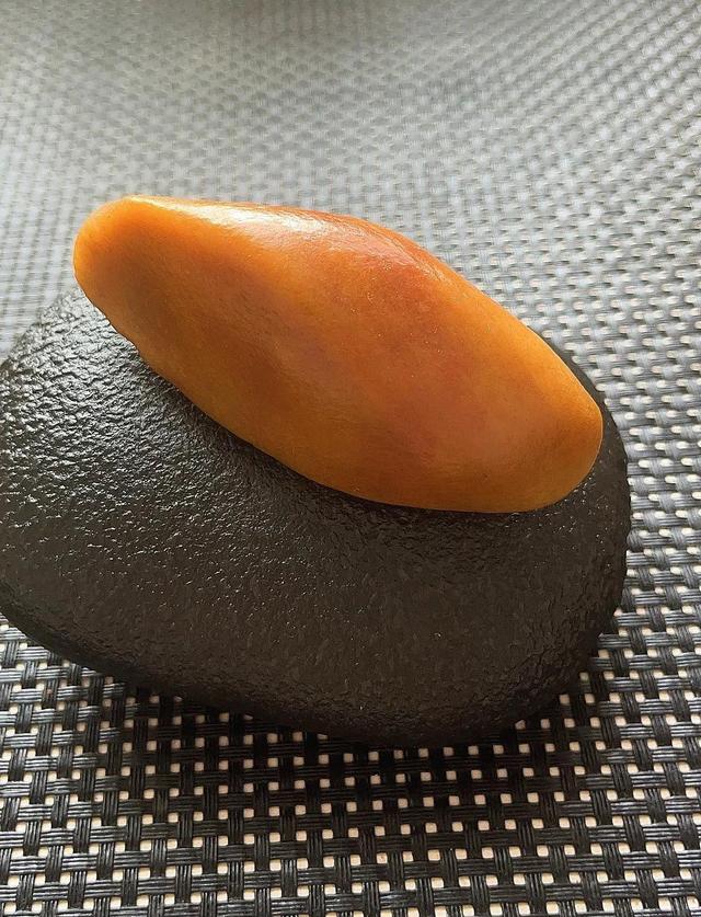 新疆金絲玉的各類品種品相，來看看當(dāng)?shù)匦∈r(nóng)的好石分享