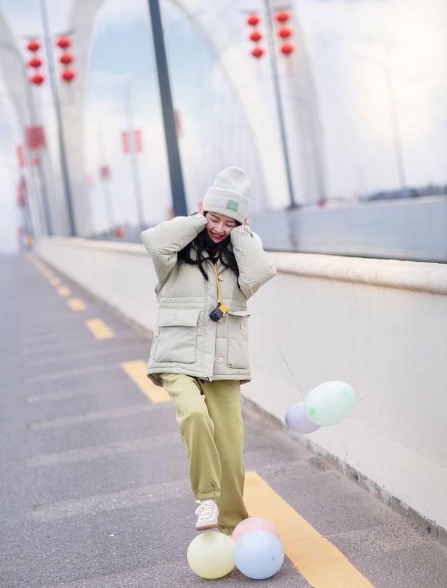 剪刀羽絨服代工廠，剪刀羽絨服代工廠在大連？