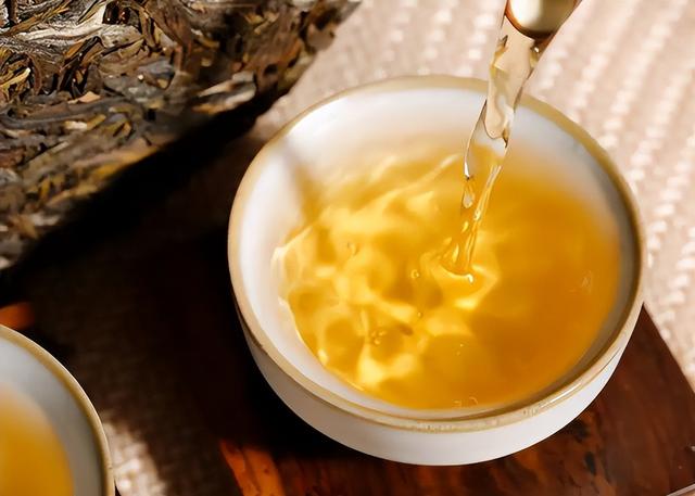 為什么網(wǎng)購茶葉比實體店便宜很多？到底靠不靠譜？聽業(yè)內(nèi)人怎么說