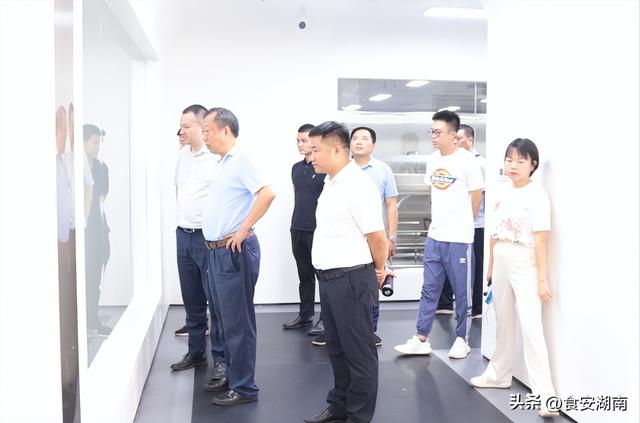微商一手貨源加盟零食，微商一手貨源加盟零食可靠嗎？