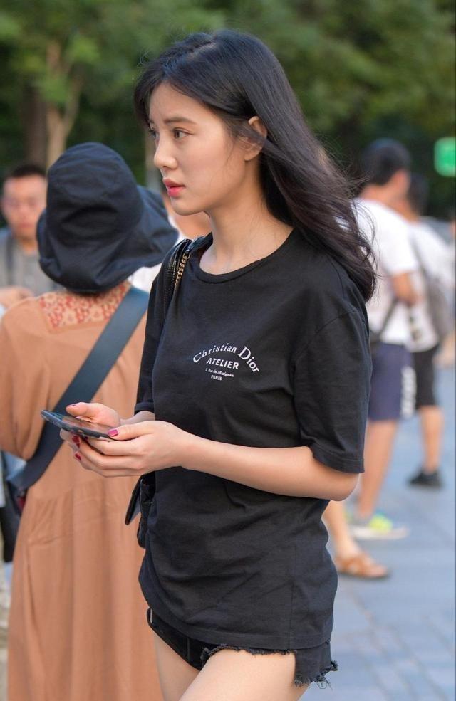 義烏褲子批發(fā)去哪里，義烏內(nèi)褲批發(fā)在哪里？