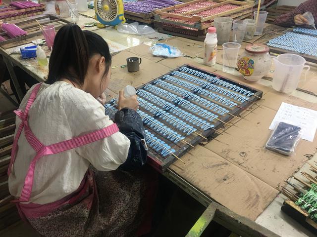 阿里巴巴1688貨源批發(fā)發(fā)卡是真的嗎，阿里巴巴1688貨源批發(fā)發(fā)卡是真的嗎嗎？