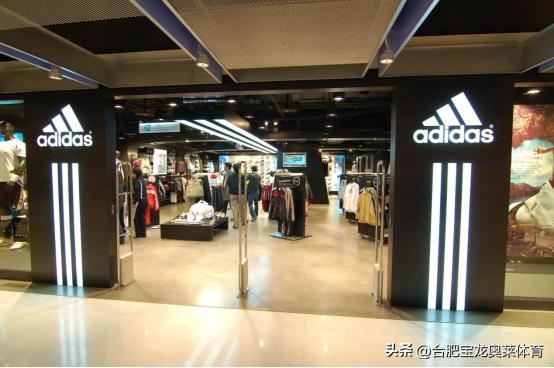 正品阿迪耐克微商貨源，耐克阿迪高仿服裝微商貨源怎么找？