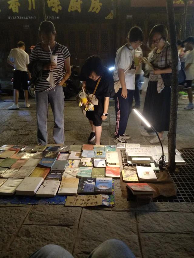 微商_賣書，微商圖書一手貨源？