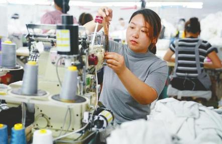 福永衣服批發(fā)在哪，福永時裝公司招聘？