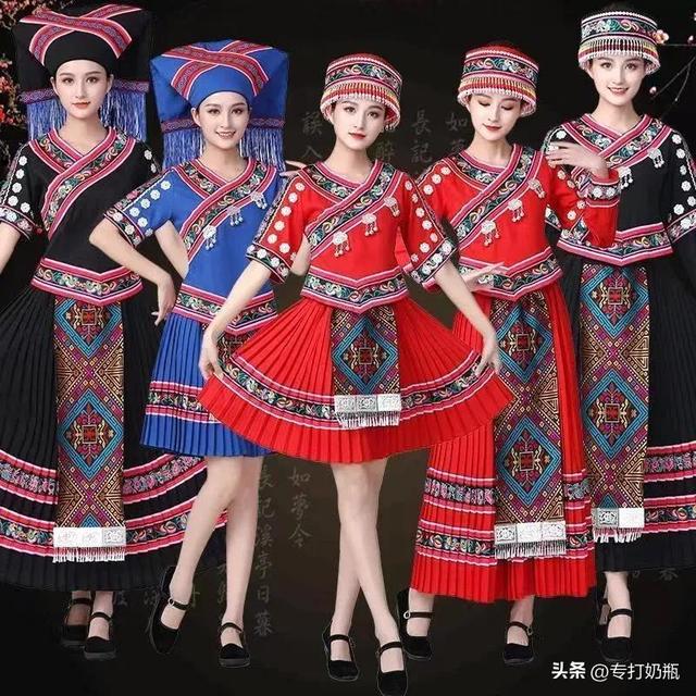 56個(gè)民族服飾圖片大全，民族服裝圖片大全女裝？